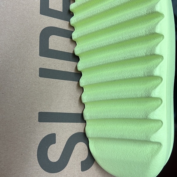 Yeezy slide glow green - Picture 2 of 4